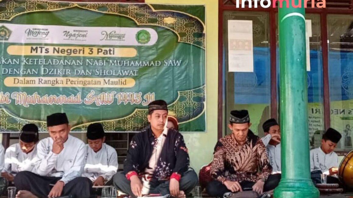 MTs Negeri 3 Pati Bersholawat, Peringati Maulid Nabi Muhammad & Apresiasi Peraih Juara Internasional
