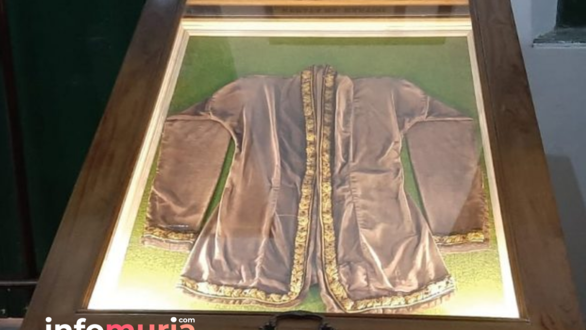 Mengenal Lebih Dekat Kebaya Khas RA Kartini di Museum Rembang