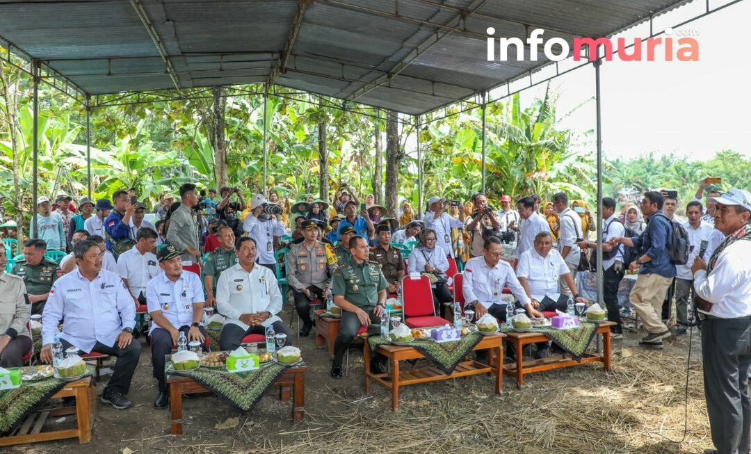 Pj Gubernur Jawa Tengah Berkomitmen Tingkatkan Pelayanan bagi Petani